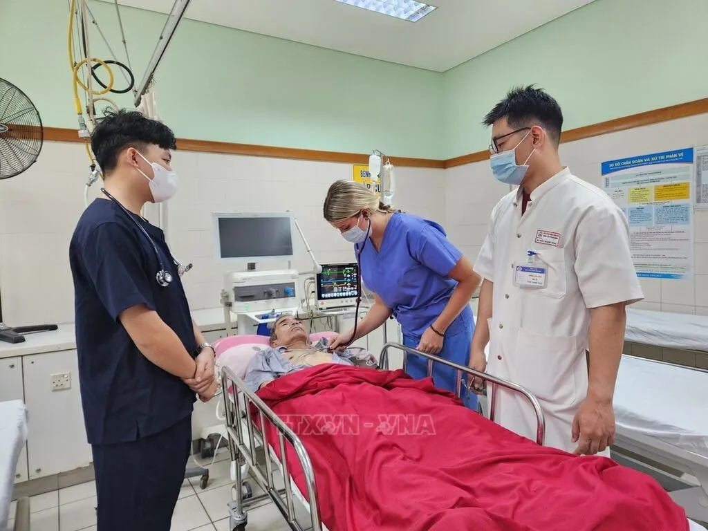 Excellence in Medical Care: The Career of Dr. Le Thu
